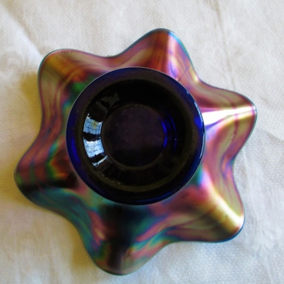 Antique Fenton Black Berry Spray Electric Blue Ruffled Bowl Home Decor GUC - Picture 3 of 11